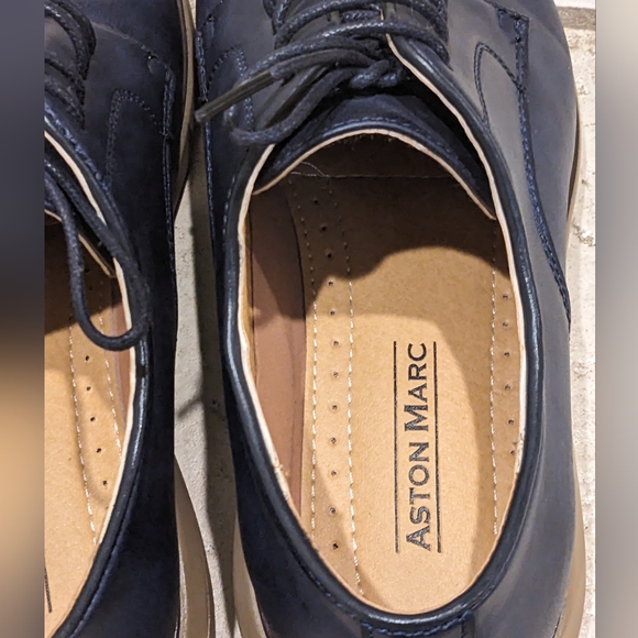 Aston Marc Men's Premier Dress Shoes. Navy blue. Size 10.5 - Picture 2 of 5